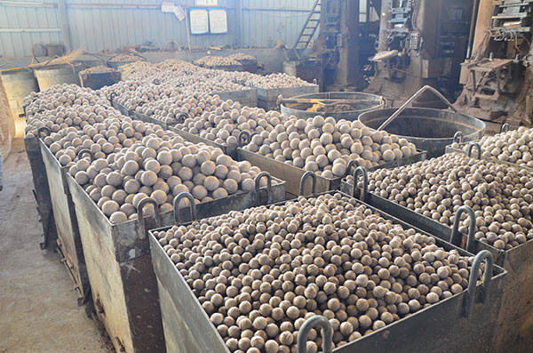 高铝耐火球的尺寸有哪些