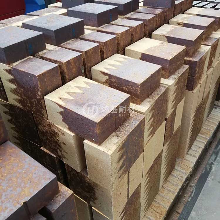 低导热复合砖