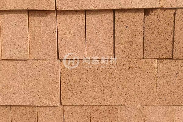 低蠕变粘土砖
