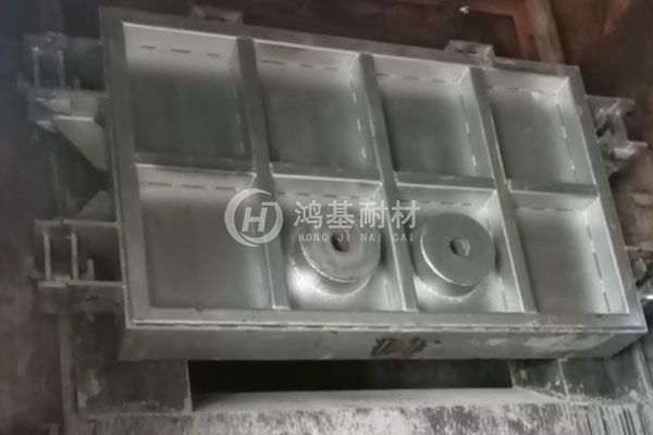 湖北某铝业熔铝炉炉门修补项目案例
